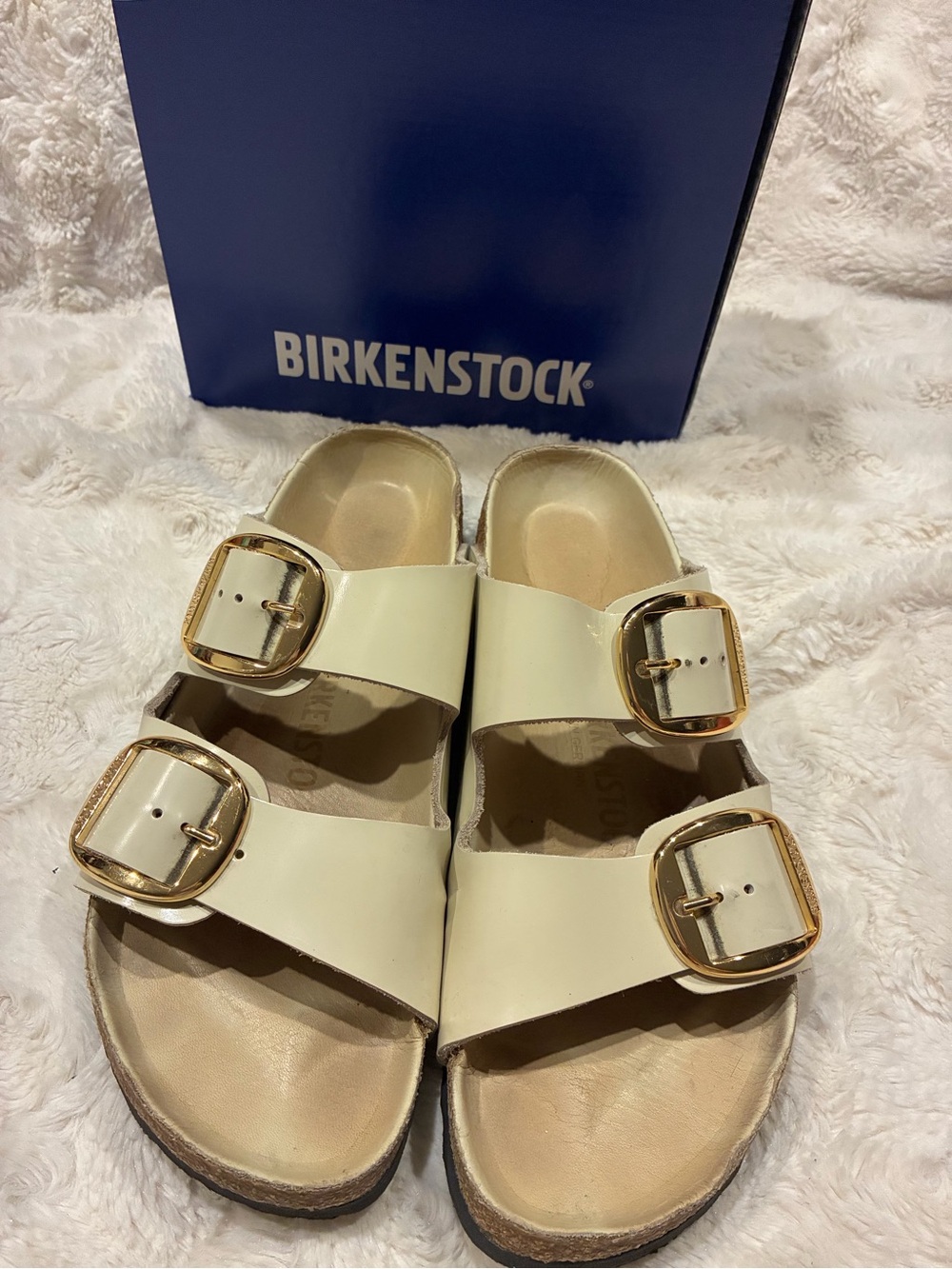 Birkenstock Arizona  Cream Double Buckle Sandals with Gold Hardware size 9